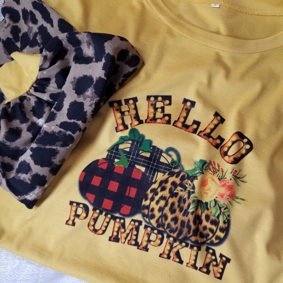 Animal Print, Long Sleeve Blouse. - Picture 2 of 3